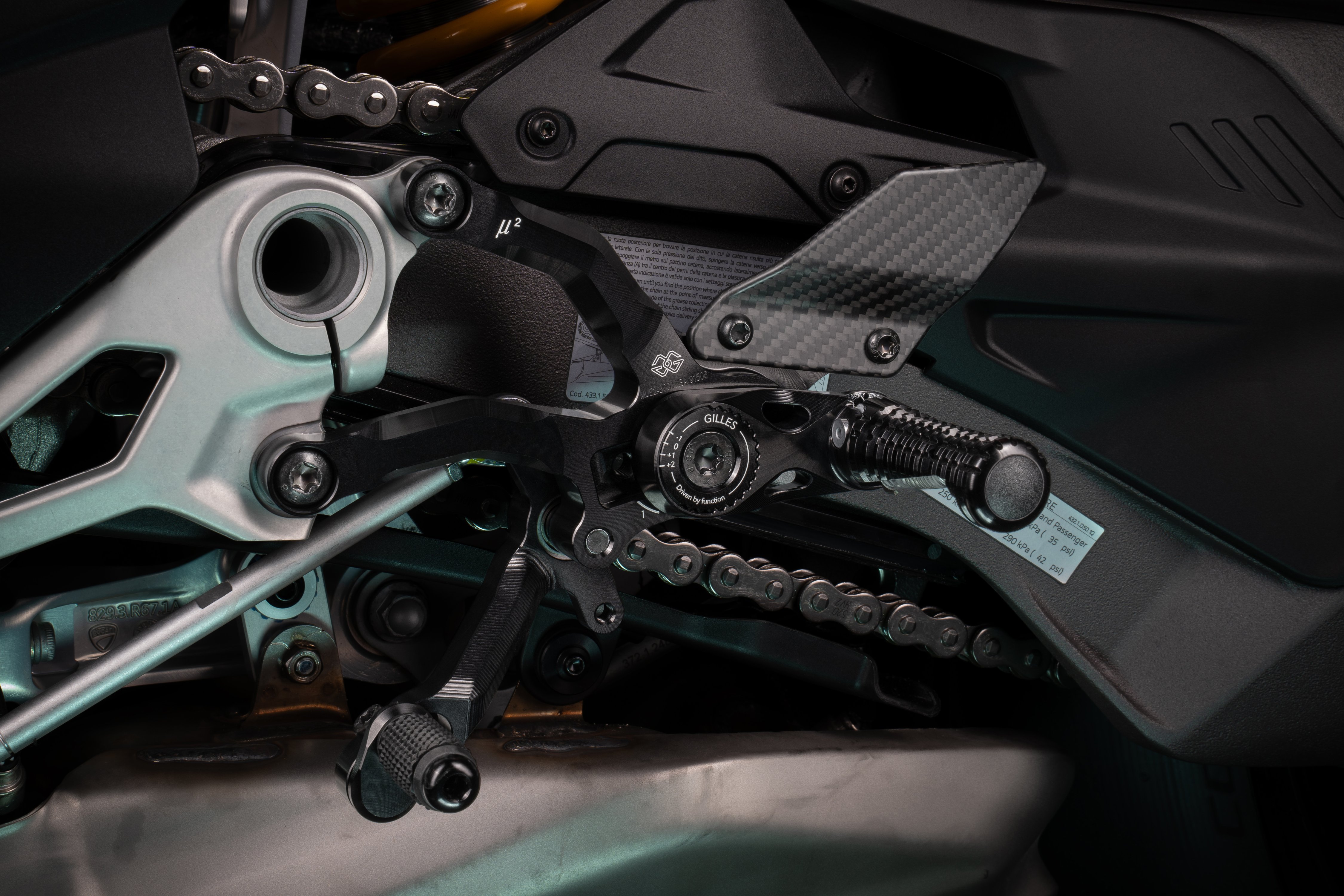 GILLES MUE2 Rastenanlage, Ducati Streetfighter V4