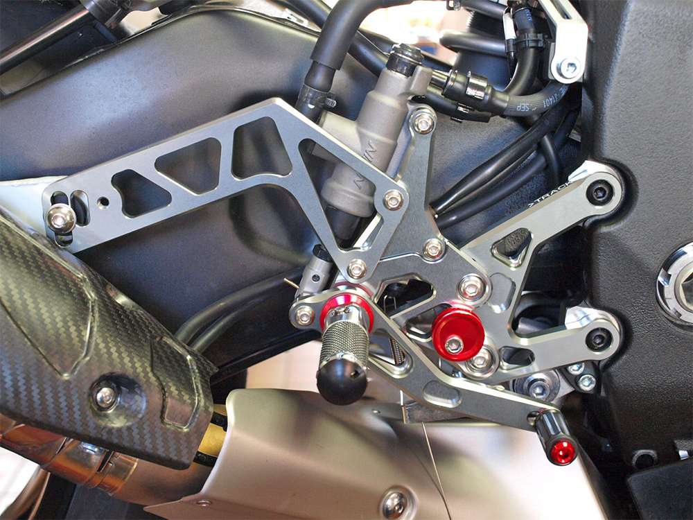 >TRACK< Fußrastenanlage Yamaha YZF-R1 15-