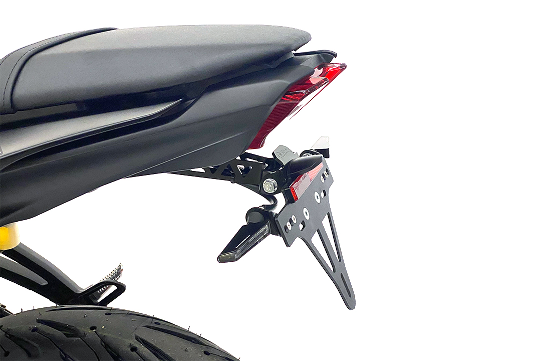 Kennzeichenhalter Yamaha MT-07, Typ RM33