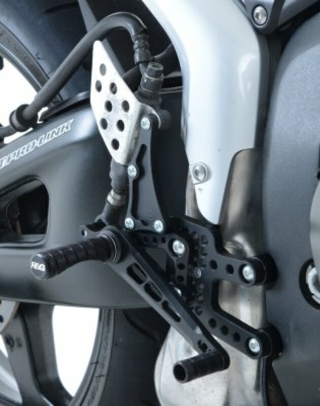 FUSSRASTENANLAGE R&G RACING