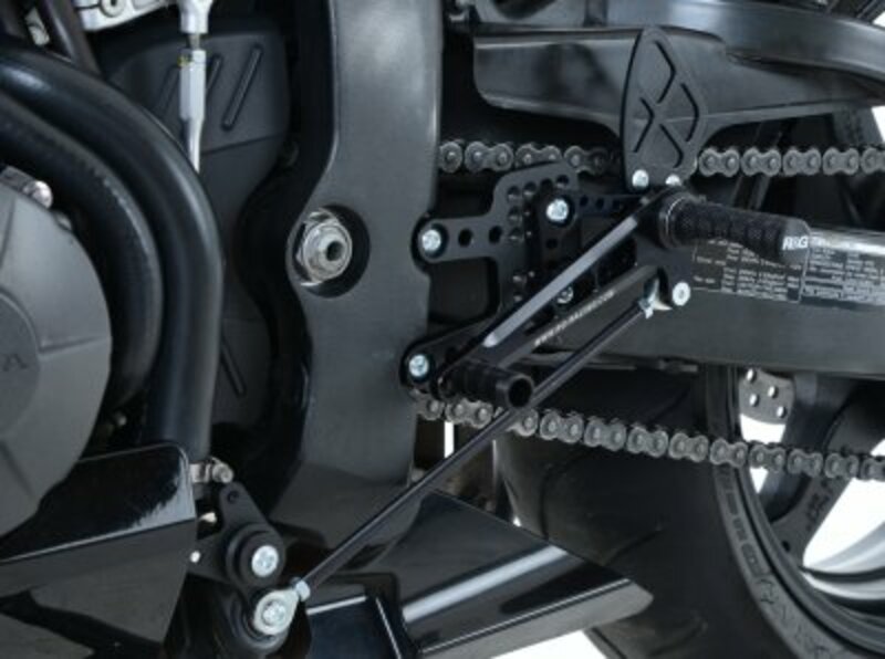 FUSSRASTENANLAGE R&G RACING