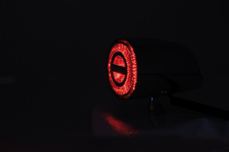 HIGHSIDER pro Rocket Classic LED Rücklicht Chrom/Getönt (1Stck)