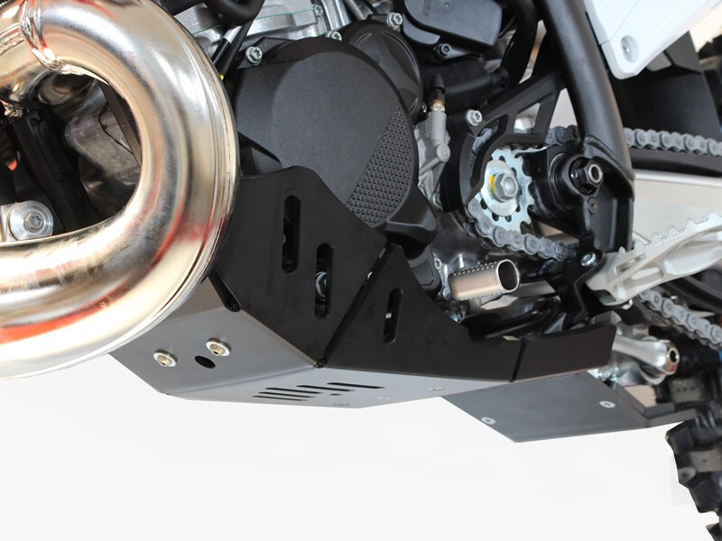 AXP Xtrem Unterfahrschutz mit Gestängeschutz - PE-HD 8mm