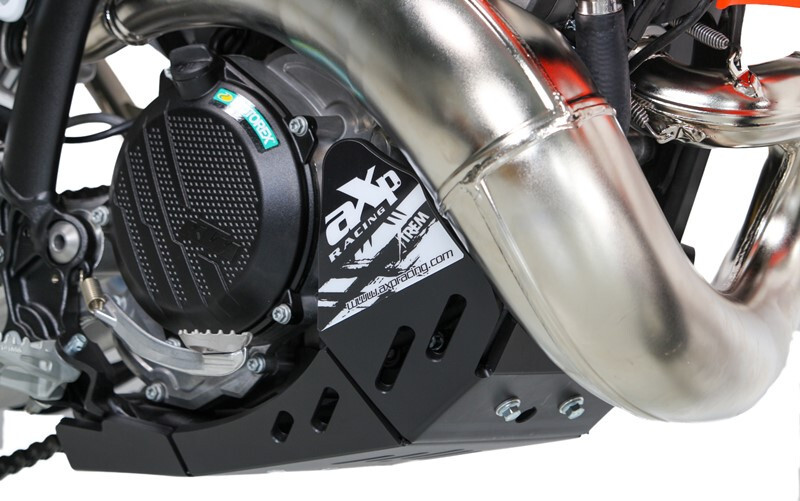AXP Xtrem Unterfahrschutz mit Gestängeschutz - PE-HD 8mm