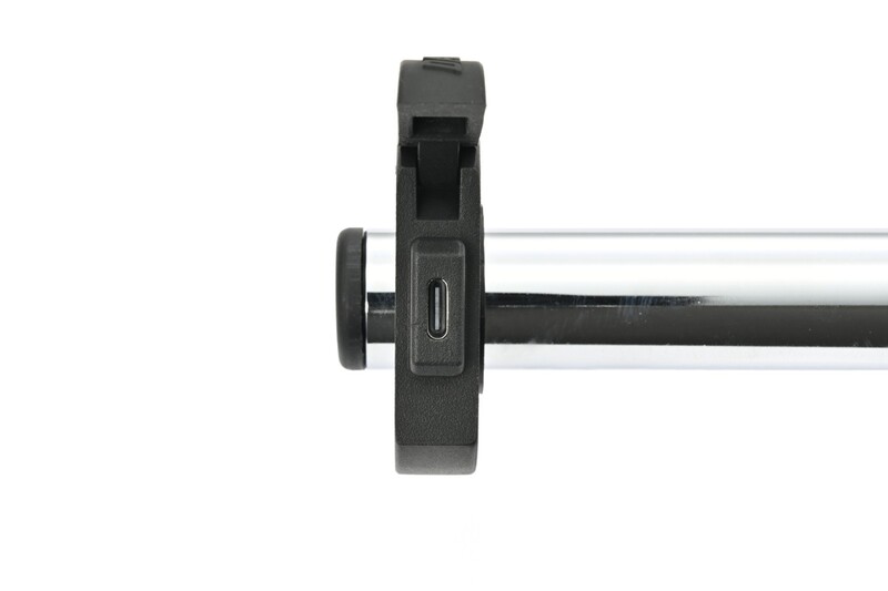 DAYTONA Slim USB Typ-C Netzteil Aluminium - Lenker Ø22,2/25,4