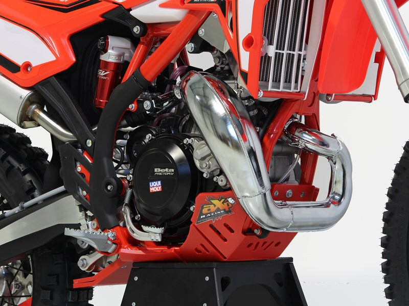 AXP Xtrem Unterfahrschutz mit Gestängeschutz - PE-HD 8mm