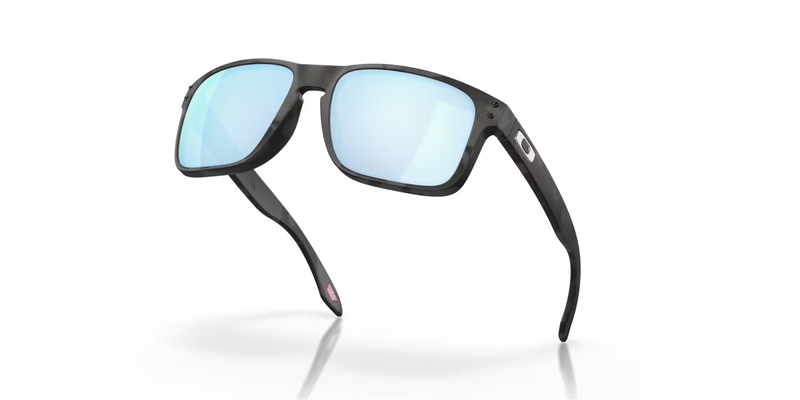 OAKLEY Holbrook Sonnenbrille Matte Black Camo - Prizm Deep Water Polarized Gläser